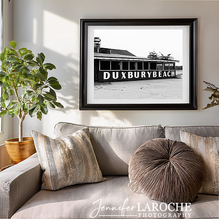 Blakemans-Duxbury-Beach-living-room-wall-art