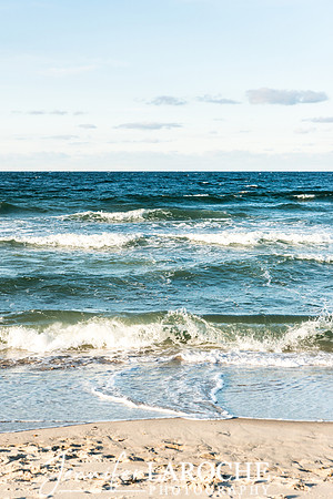 horizontal atlantic ocean waves and beach image